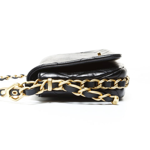 CHANEL Matrasse Chain Around Shoulder Bag black WS26058