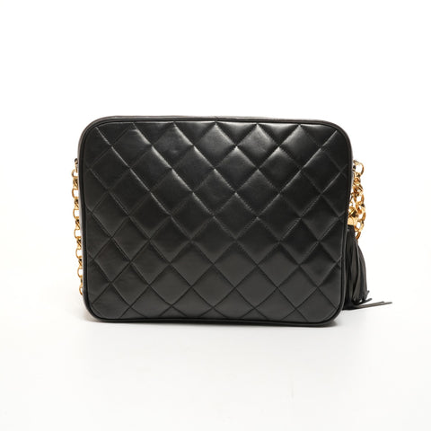 CHANEL 1986-1988 Camera Bag in Lambskin with Matelasse Tassel Shoulder Bag black WS26077