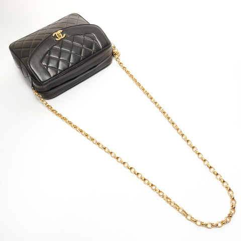 CHANEL 1986-1988 Camera Bag in Lambskin with Matelasse Tassel Shoulder Bag black WS26077