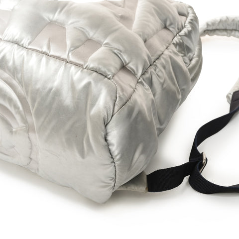 CHANEL No. 24 2017-2018 Logo Paddett Sac à dos · Sac à dos Argent WS26103