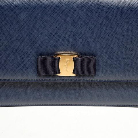 Salvatore Ferragamo Vara 皮革链条单肩包海军蓝 WS26124