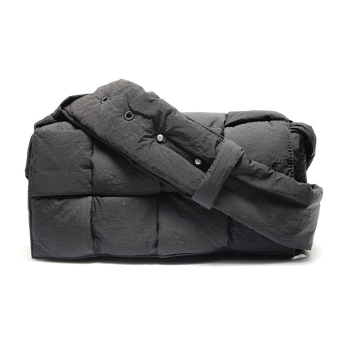 BOTTEGAVENETA 加垫科技盒式尼龙单肩包 黑色 WS26158