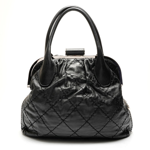 CHANEL No. 11 2006-2008 百搭缝线皮革钱包 黑色 WS26167