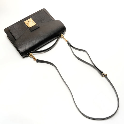 LOUIS VUITTON Epi Pochette Serie Dragonne manufactured in 2000 Shoulder Bag black WS26226