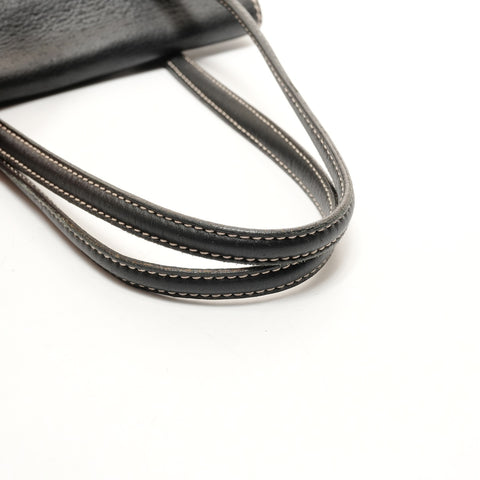 Salvatore Ferragamo Leather stitch Shoulder Bag black WS26227