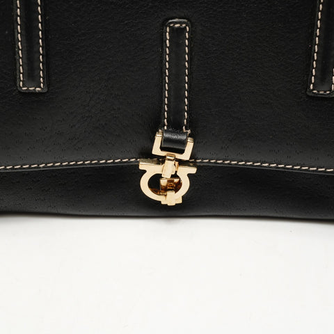Salvatore Ferragamo Leather stitch Shoulder Bag black WS26227