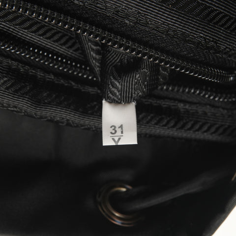 PRADA 尼龙三角标志背包背包黑色 WS26236