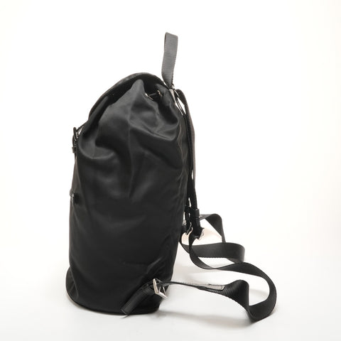 PRADA 尼龙三角标志背包背包黑色 WS26236