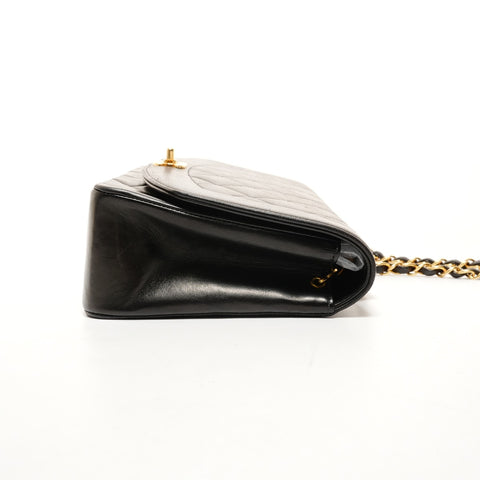 CHANEL No. 3 1994-1996 Diana 小羊皮中号单肩包黑色 WS26239