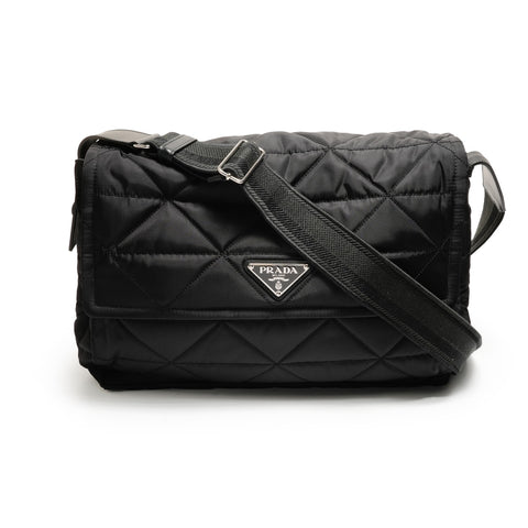 PRADA 再生尼龙绗缝斜挎包 单肩包 黑色 WS26240