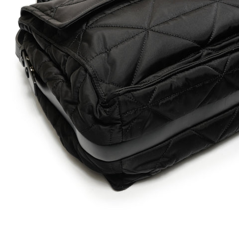 PRADA 再生尼龙绗缝斜挎包 单肩包 黑色 WS26240