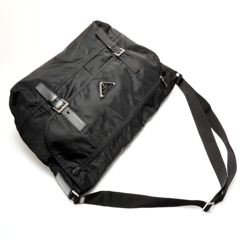 PRADA Nylon Messenger Bag Umhängetasche schwarz WS26252