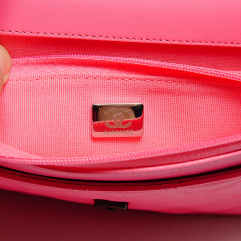 CHANEL Matelass Lambskin Chain Wallet 2021-2025 Shoulder Bag pink WS26256