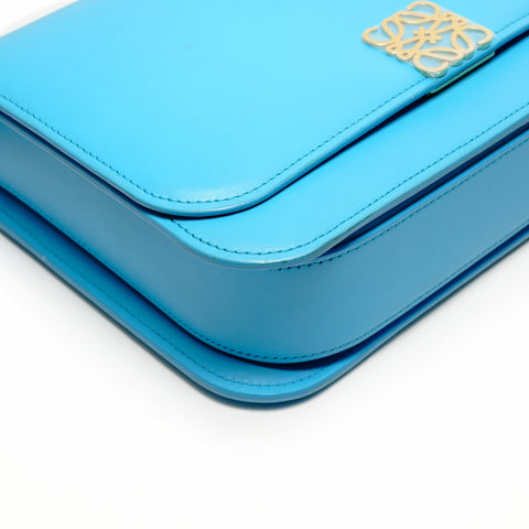 LOEWE Goya Medium Leather Bag in Turquoise Shoulder Bag blue WS26274