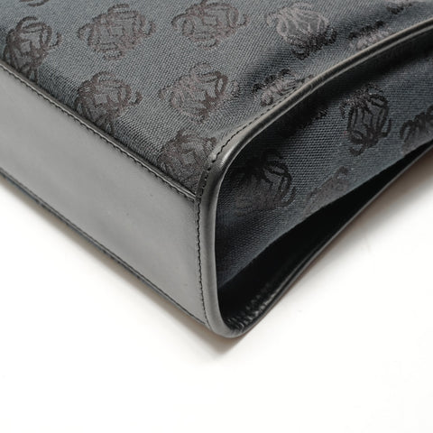 LOEWE Canvas Anagram Repeat Handtasche schwarz WS26276