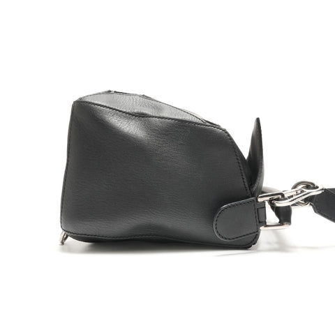 LOEWE Puzzle Leather Medium Shoulder Bag black WS26286