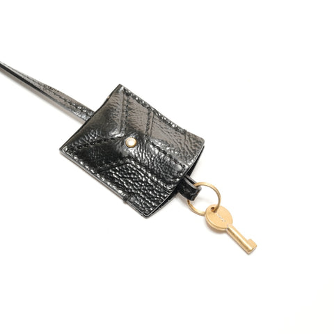 YVES SAINT LAURENT Lackleder Muse Umhängetasche schwarz WS26299