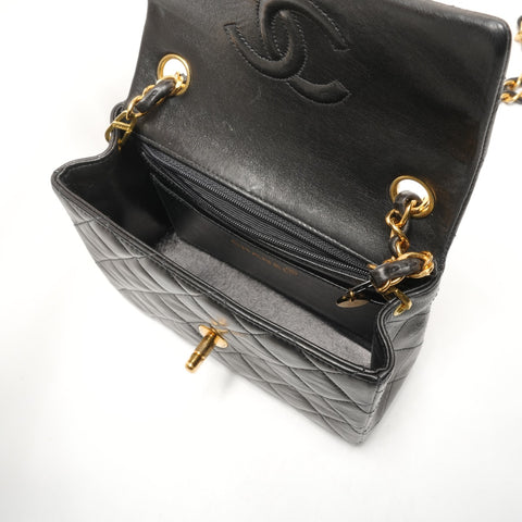 CHANEL Lammleder Mini Matelasse Square Nr. 4 1996-1997 Umhängetasche schwarz WS26311