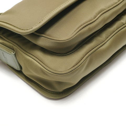 YVES SAINT LAURENT Niki Nylon Small Khaki 776611 Umhängetasche grün WS26314