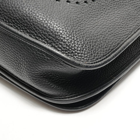 HERMES 2015 T stamp Evelyn PM Taurillon Clemence Shoulder Bag black WS26339