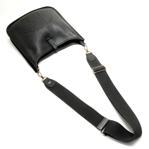 HERMES 2015 T stamp Evelyn PM Taurillon Clemence Shoulder Bag black WS26339