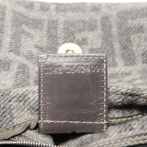 FENDI Wool Mamma Bucket One Belt Umhängetasche grau WS26356