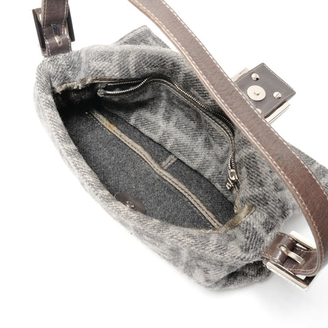 FENDI Wool Mamma Bucket One Belt Umhängetasche grau WS26356