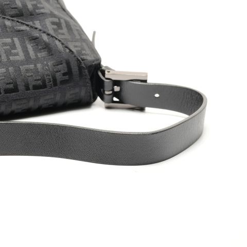 FENDI Zucchino Mamma Baguette One Shoulder Bag Umhängetasche schwarz WS26366