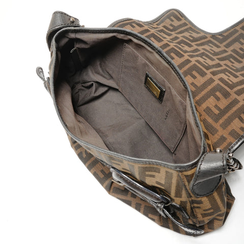 FENDI Zucca Buckle One Shoulder Bag Umhängetasche Braun WS26368