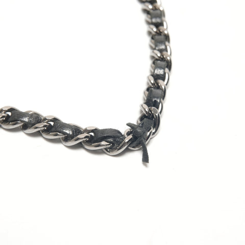CHANEL Nr. 9 2004-2005 Lammfell Wild Stitch Umhängetasche schwarz WS26370