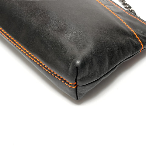CHANEL Nr. 9 2004-2005 Lammfell Wild Stitch Umhängetasche schwarz WS26370