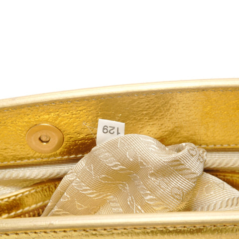 PRADA Raffia basket bag with leather chain shoulder Shoulder Bag gold WS26382