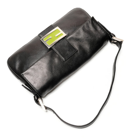 FENDI Mamma baguette Shoulder Bag black WS26392