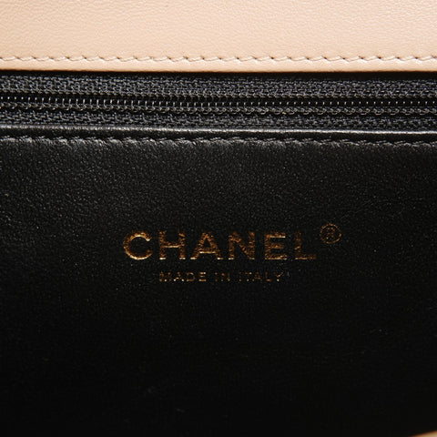 CHANEL No. 24 2017-2018 CC Filigree Caviar Skin Two-tone Shoulder Bag beige WS26396