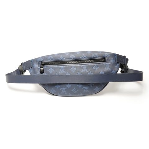 LOUIS VUITTON 2021-2025 Monogram Shadow Discovery Bum Bag Shoulder Bag blue WS26414
