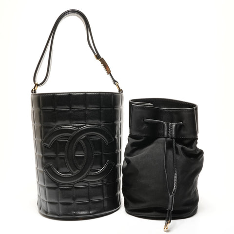 CHANEL No. 7 2002-2003 Lambskin Chocolate Bar Shoulder Bag black WS26441