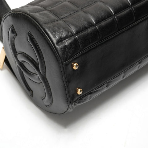 CHANEL No. 7 Chocobar Lambskin Drum Bag 2002-2003 Shoulder Bag black WS26445