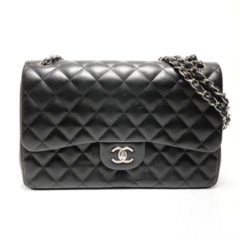 CHANEL No. 18 2013-2014 Lambskin Double Flap Matelasse 11.8