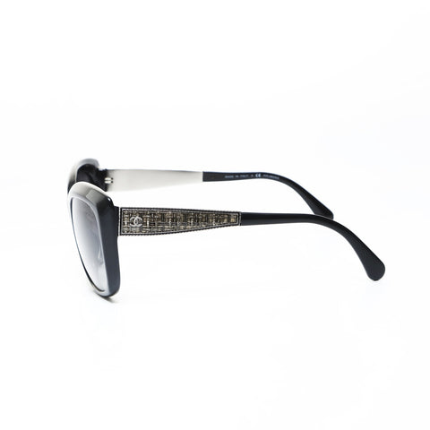 CHANEL Gradation Lens Quilting Motif COCO Mark sunglasses black WS26535