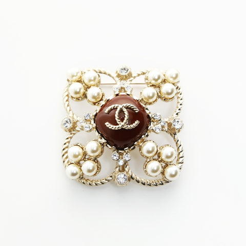 CHANEL Rhinestone COCO Mark Brooch gold WS26553