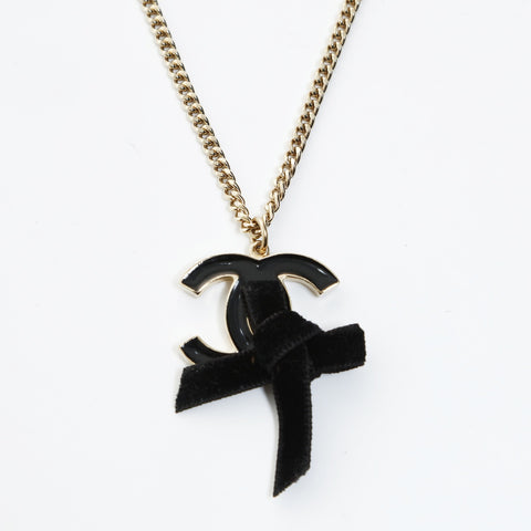 CHANEL 07C 2007 COCO Mark Ribbon Necklace gold WS26554