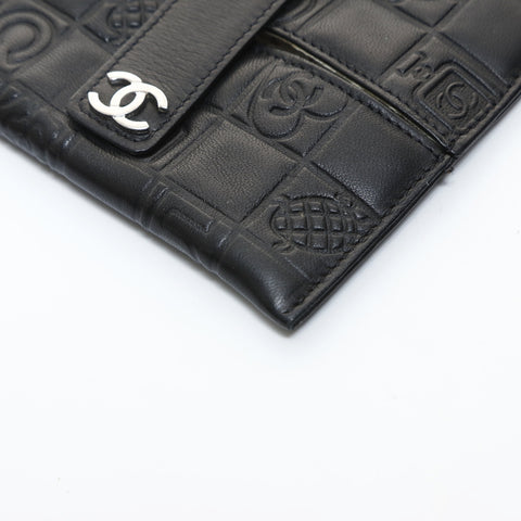 CHANEL 10 Series 2005-2006 Icon Line Tissue Case Other accessories black WS26574