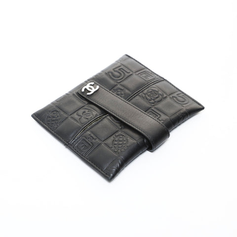 CHANEL 10 Series 2005-2006 Icon Line Tissue Case Other accessories black WS26574