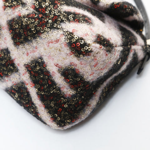 FENDI Pink Mini Mamma Wool Shoulder Bag black WS26579