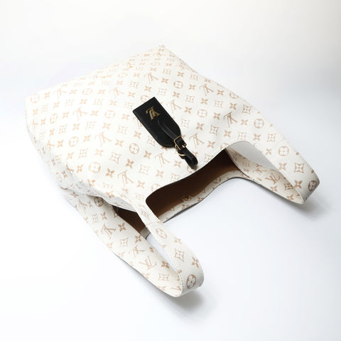 LOUIS VUITTON Monogram Atlantis GM Handbag white WS26615