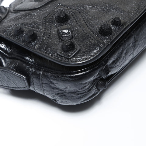 BALENCIAGA Le Cagole Xs Flap Bag Le Cagole Flap Giant Shoulder Bag black WS26652