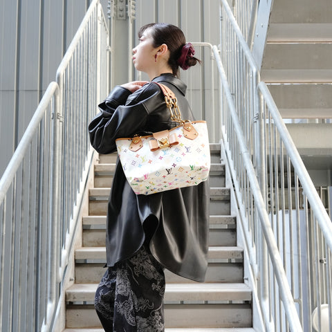 LOUIS VUITTON Monogram Multicolore Annie MM 2011 Shoulder Bag white WS26704