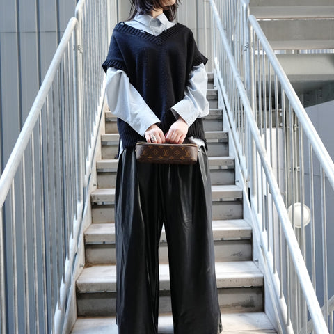 LOUIS VUITTON 2019 Monogram Nice Truth Bijou Handbag Brown WS26736