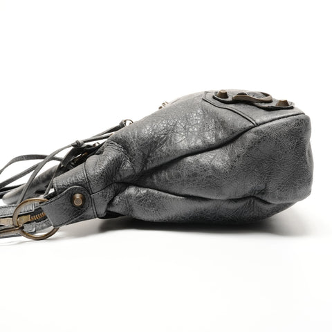 BALENCIAGA The First Leder 2-Wege-Schultertasche mit Spiegel grau WS26746