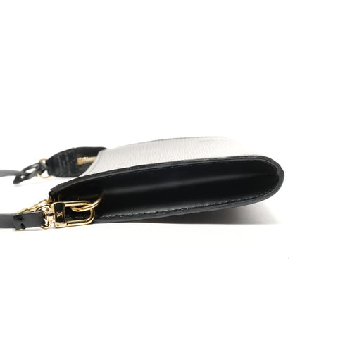 LOUIS VUITTON 2004 Epi Accessoires Pochette Umhängetasche schwarz WS26749